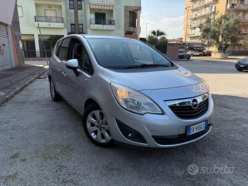 Opel Meriva 1.3 CDTI 95CV ecoFLEX Cosmo