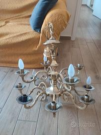 Lampadario in buone condizioni