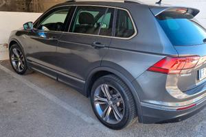 wolksvagen Tiguan r-line 