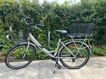 Bicicletta elettrica donna