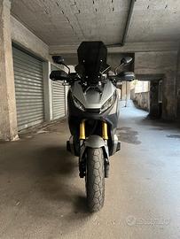 Xadv 750