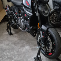 Ducati monster 937 +