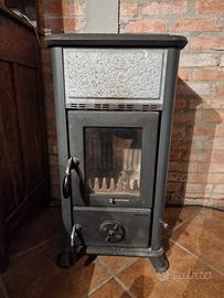 Stufa a legna Nordica