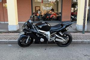 Yamaha YZF R6 A 1750€ OPERAZIONE 50%