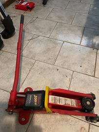 Cric per auto 2000kg