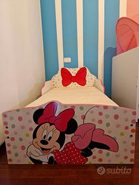 Lettino legno con contenitori e materasso Minnie
