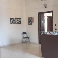 Ampio ufficio 5 camere e reception