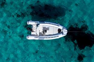 GOMMONE ITALBOAT PREDATOR + MERCURY 40/60 (60HP)