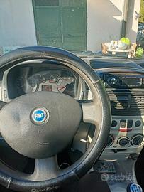 Fiat Punto 1.2 16v (2003) – GPL Rinnovato fino al 