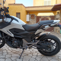 Honda nc 750 x 2015