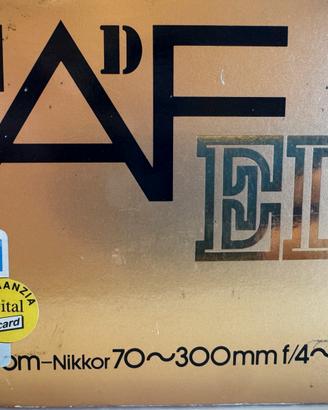 Nikon zoom 70-300 F 4/5,6  AF ED completo