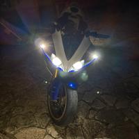 Yamaha r1 big bang