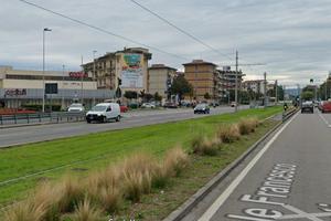 TRILOCALE zona Isolotto con GIARDINO condominiale