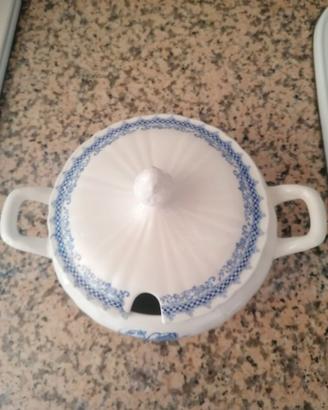 Zuppiera bianca e blu  rotonda marchio Laveno