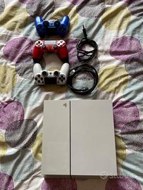 Play Station 4 First Edition