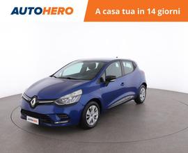 RENAULT Clio AX17667