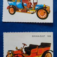 Due figurine automobili d'epoca