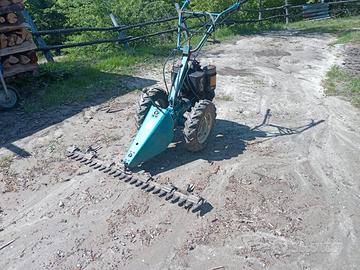 motocoltivatore bertolini con accessori 