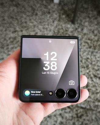 Samsung Galaxy Z FLIP 7 256GB Nuovo 