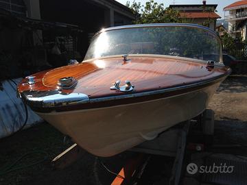 Motoscafo bianchi e cecchi