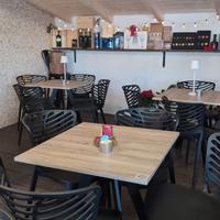 Tavoli e Sedie Bar Pub Pizzeria Bistrò