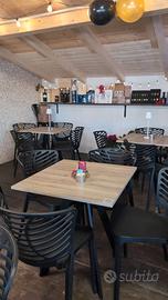 Tavoli e Sedie Bar Pub Pizzeria Bistrò