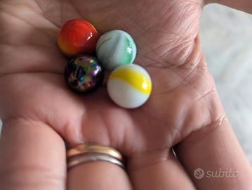 Biglie in vetro Speciali