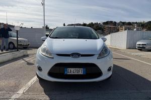 FORD Fiesta 1.4 TDCi 68CV 5p. Titanium