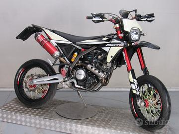 Fantic Motor Motard 125 COMPETITION 11 KW PATENTE 