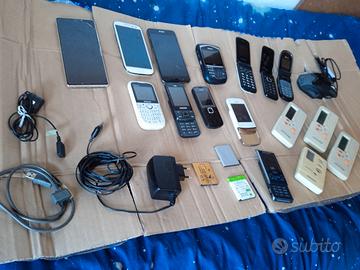 CELLULARI per USO RICAMBI