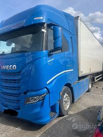 Iveco S-WAY 510