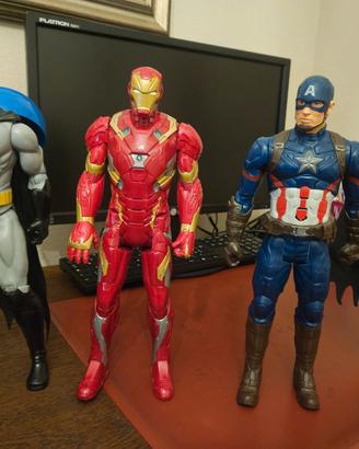 Pupazzi  Iron Man, Capitan America, 2 Batman