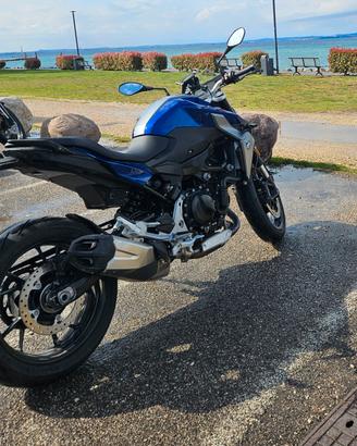 BMW F 900 R