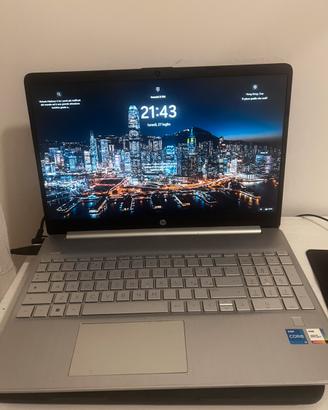 HP Laptop 15s-fq5xxx