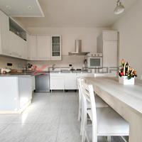 PETTORAZZA - CASA SINGOLA SUDDIVISA IN DUE APPARTA