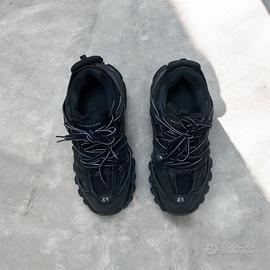 Balenciaga track