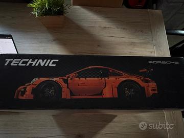 Lego Technic Porsche 911 GT3 RS