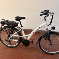 Bici elettrica be-confort piu di 30km di autonomia