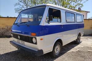 VOLKSWAGEN LT 9 posti Caravelle
