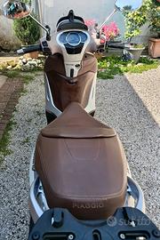 Piaggio Beverly 300 ie