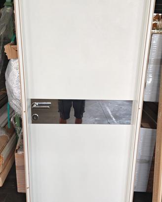 Porta bianca con inserto a specchio