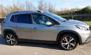 Peugeot  2008  1.2 Pure Tech Turbo 130 S&S Black M