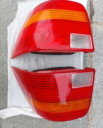Fari posteriori VW Golf 4