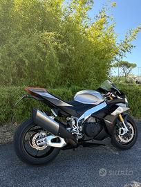 Aprilia RSV4 