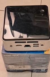 INTEL DN2820FYKH - NUC