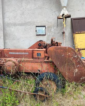 IMBALLATRICE VINTAGE Massey Ferguson