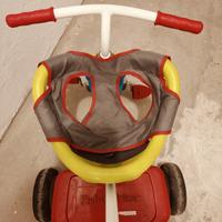 triciclo Fisher Price