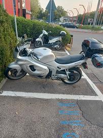 Triumph St Sprint 995i 1500 euro