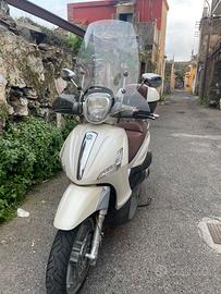 Scooter Beverly 300 cc