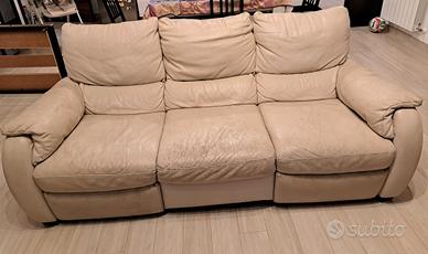 divano tre posti vera pelle 